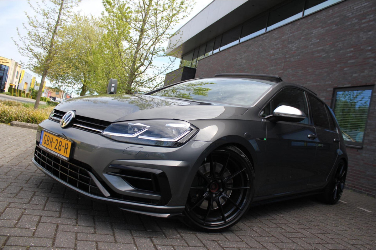 Volkswagen Golf 2.0 TSI 4Motion R Volkswagen Golf 2.0 TSI 4Motion R