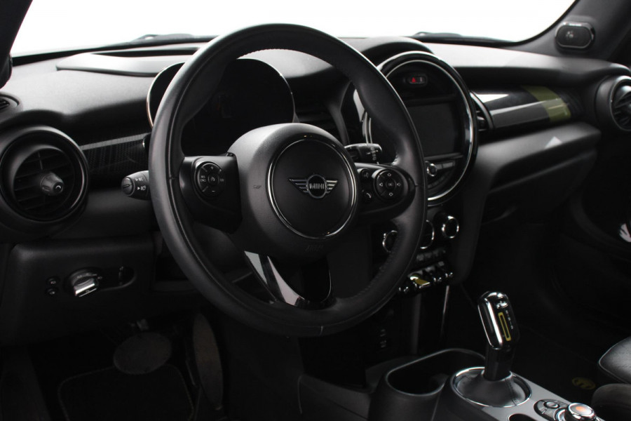 MINI Cooper Electric Charged 33 kWh Leder Climate Control Cruise Control Navigatie Camera Head up Harman Kardon