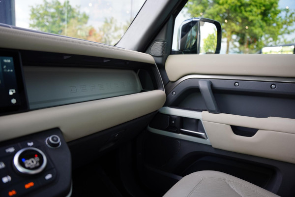 Land Rover Defender P 400 E Hybride BTW Leder Ivory Panorama Dak