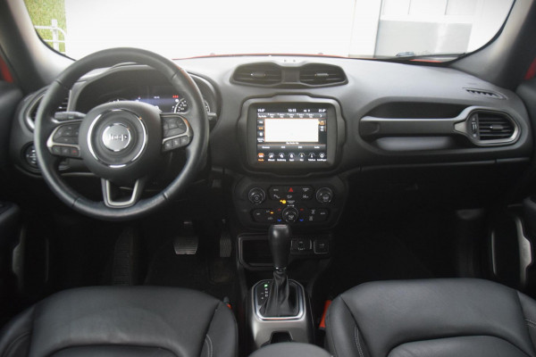 Jeep Renegade 1.3T DDCT S TREKHAAK/LEER/CAMERA/ADAPTIEVE CRUISE