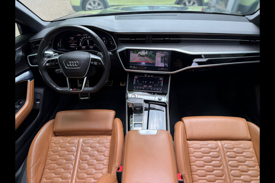 Audi A6 Avant RS6 TFSI quattro l Pano l Carbon l Luchtvering l Exclusive Leder l B&O l Camera l Matrix l 22" velgen l