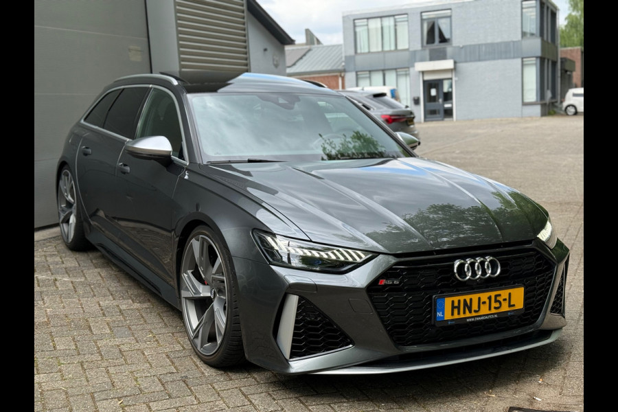 Audi A6 Avant RS6 TFSI quattro l Pano l Carbon l Luchtvering l Exclusive Leder l B&O l Camera l Matrix l 22" velgen l