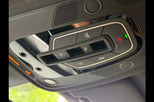 Audi A6 Avant RS6 TFSI quattro l Pano l Carbon l Luchtvering l Exclusive Leder l B&O l Camera l Matrix l 22" velgen l