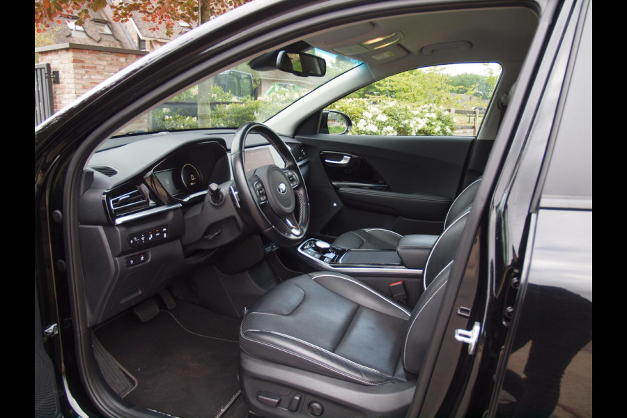 Kia e-Niro ExecutiveLine 64 kWh | Facelift Model | Camera | Apple Carplay | JBL | Cruise Control | Dealeronderhouden |