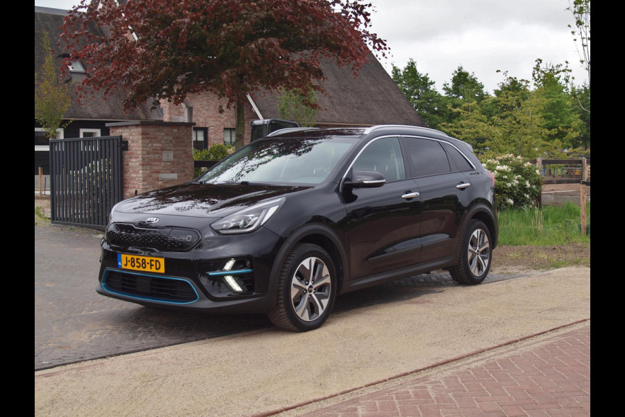 Kia e-Niro ExecutiveLine 64 kWh | Facelift Model | Camera | Apple Carplay | JBL | Cruise Control | Dealeronderhouden |