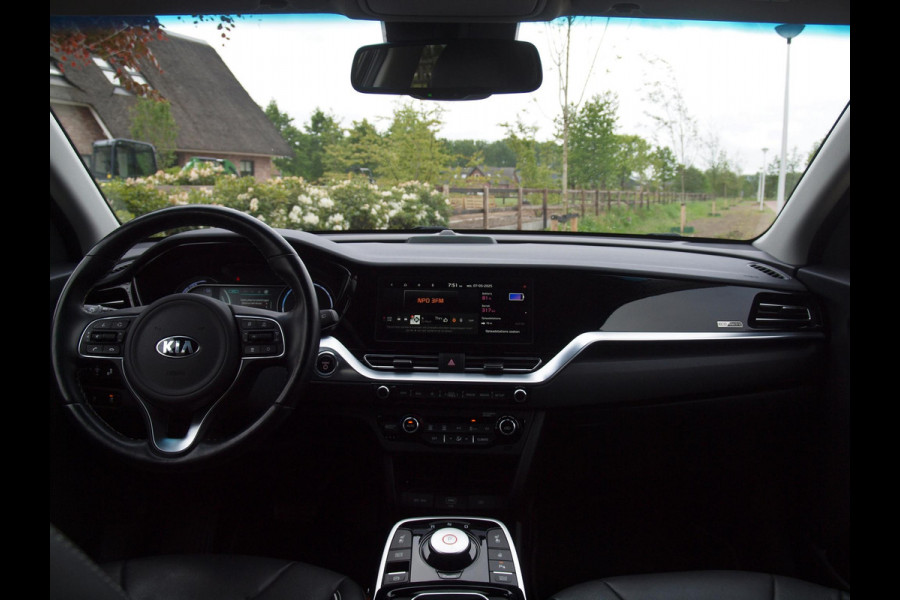 Kia e-Niro ExecutiveLine 64 kWh | Facelift Model | Camera | Apple Carplay | JBL | Cruise Control | Dealeronderhouden |
