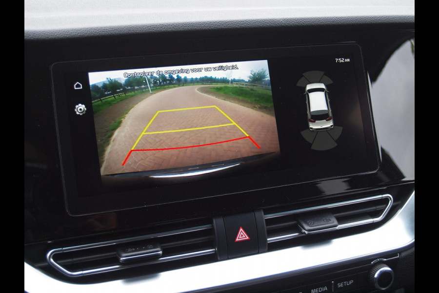 Kia e-Niro ExecutiveLine 64 kWh | Facelift Model | Camera | Apple Carplay | JBL | Cruise Control | Dealeronderhouden |