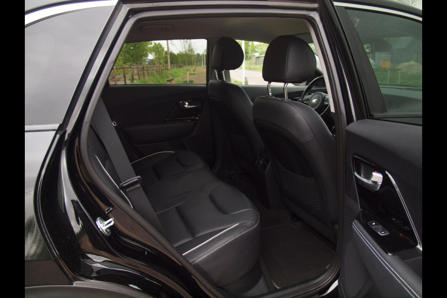 Kia e-Niro ExecutiveLine 64 kWh | Facelift Model | Camera | Apple Carplay | JBL | Cruise Control | Dealeronderhouden |