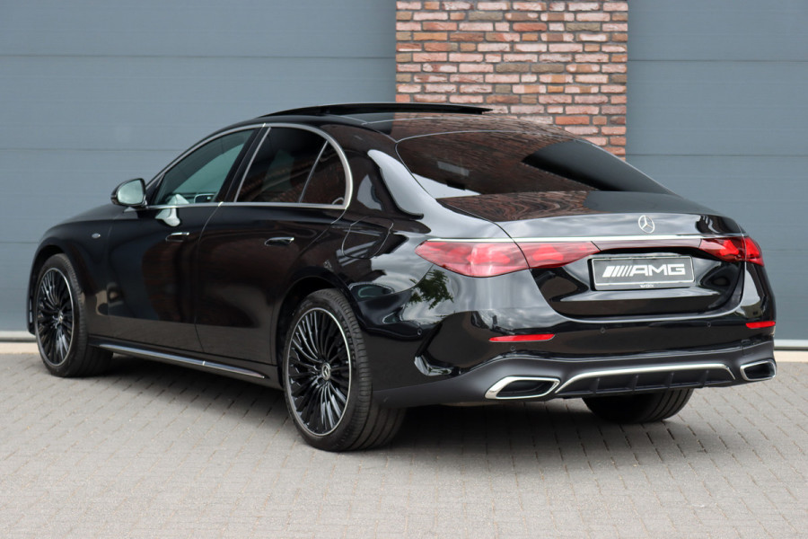 Mercedes-Benz E-Klasse 300 e AMG Line Premium Aut9 | Hyperscreen | Distronic+ | Burmester | Panoramadak | Memory | Digital Light | Surround Camera | Keyless Go |