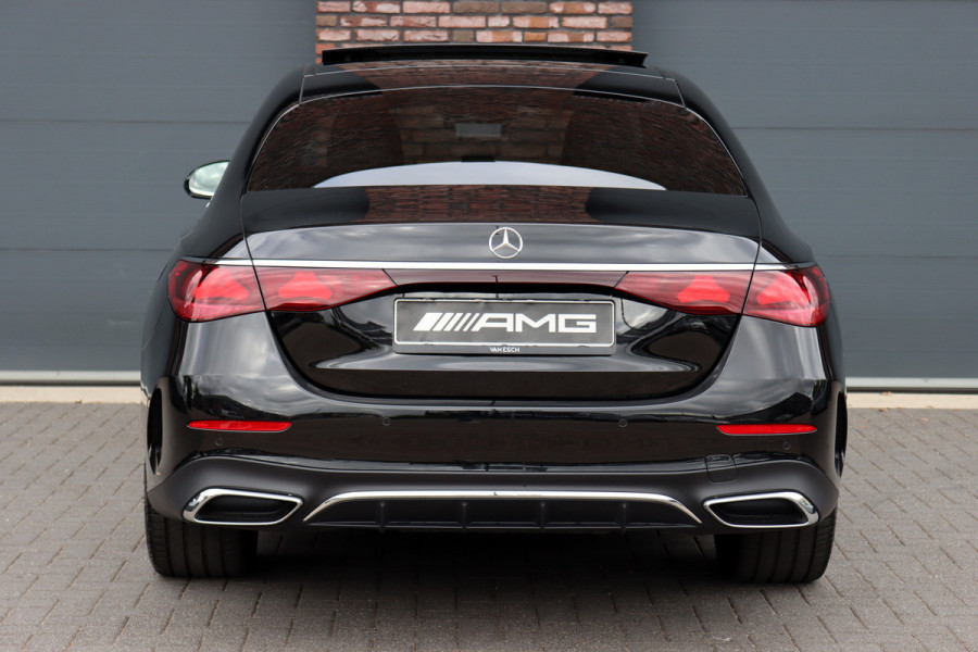 Mercedes-Benz E-Klasse 300 e AMG Line Premium Aut9 | Hyperscreen | Distronic+ | Burmester | Panoramadak | Memory | Digital Light | Surround Camera | Keyless Go |