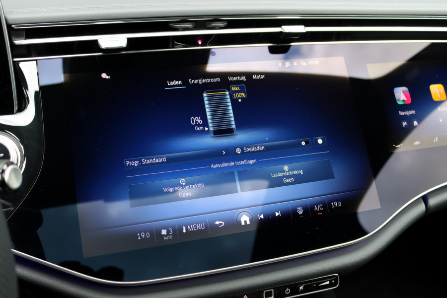 Mercedes-Benz E-Klasse 300 e AMG Line Premium Aut9 | Hyperscreen | Distronic+ | Burmester | Panoramadak | Memory | Digital Light | Surround Camera | Keyless Go |