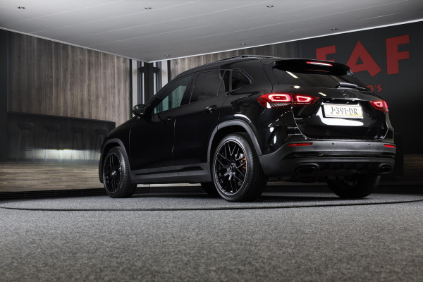 Mercedes-Benz GLA 200 AMG Line / 163 Pk / AUT / Elek Stoelen / Ecc / Lane Assist / Cruise Control / Open Pano / Led