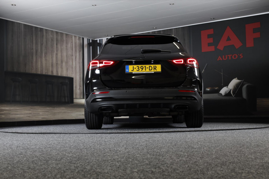 Mercedes-Benz GLA 200 AMG Line / 163 Pk / AUT / Elek Stoelen / Ecc / Lane Assist / Cruise Control / Open Pano / Led