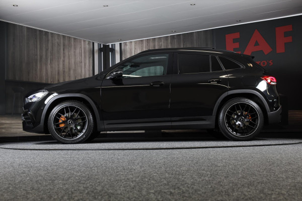Mercedes-Benz GLA 200 AMG Line / 163 Pk / AUT / Elek Stoelen / Ecc / Lane Assist / Cruise Control / Open Pano / Led
