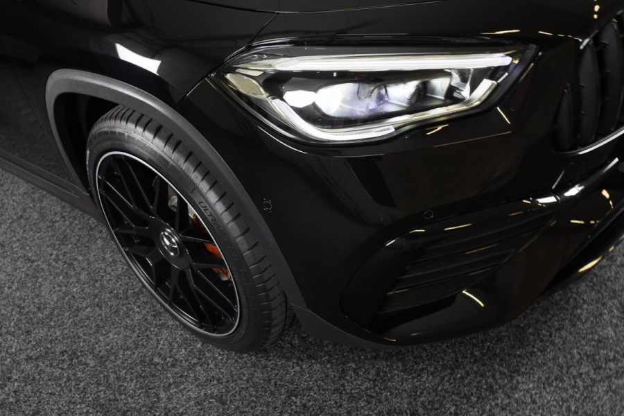 Mercedes-Benz GLA 200 AMG Line / 163 Pk / AUT / Elek Stoelen / Ecc / Lane Assist / Cruise Control / Open Pano / Led