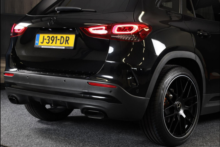 Mercedes-Benz GLA 200 AMG Line / 163 Pk / AUT / Elek Stoelen / Ecc / Lane Assist / Cruise Control / Open Pano / Led