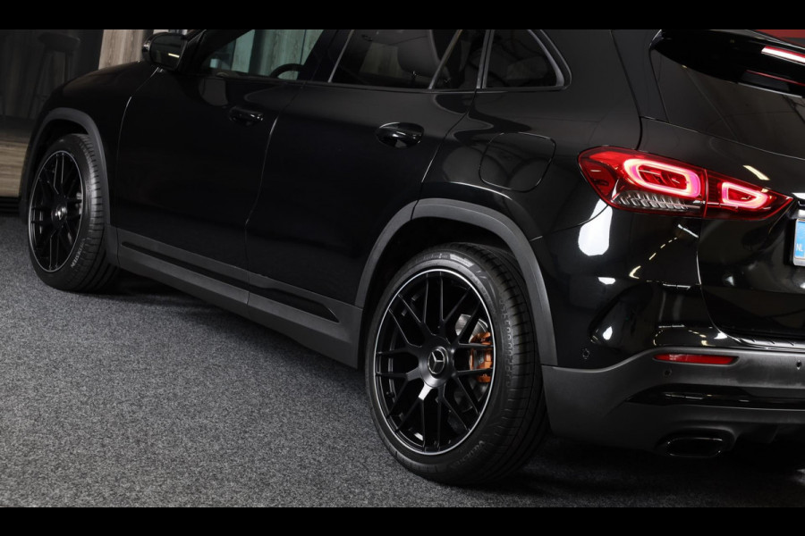 Mercedes-Benz GLA 200 AMG Line / 163 Pk / AUT / Elek Stoelen / Ecc / Lane Assist / Cruise Control / Open Pano / Led