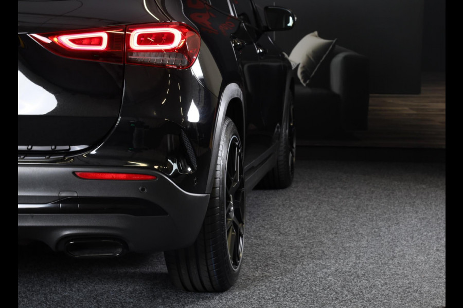 Mercedes-Benz GLA 200 AMG Line / 163 Pk / AUT / Elek Stoelen / Ecc / Lane Assist / Cruise Control / Open Pano / Led