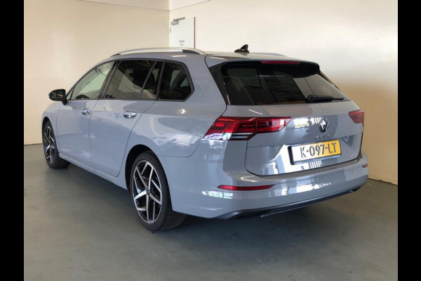 Volkswagen GOLF Variant 1.0 eTSI Life - Automaat - Navi - Panoramadak - Trekhaak - Org.NL