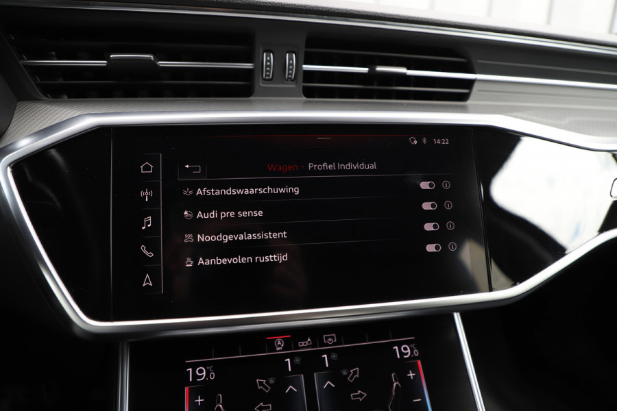 Audi A6 Avant 45 TDI quattro S-line Aut8 | 231PK | Luchtvering | Pano | Keyles-go | Sfeerverlichting | Bang&olufsen | Virtual-cockpit |