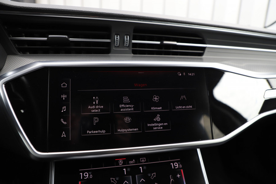 Audi A6 Avant 45 TDI quattro S-line Aut8 | 231PK | Luchtvering | Pano | Keyles-go | Sfeerverlichting | Bang&olufsen | Virtual-cockpit |