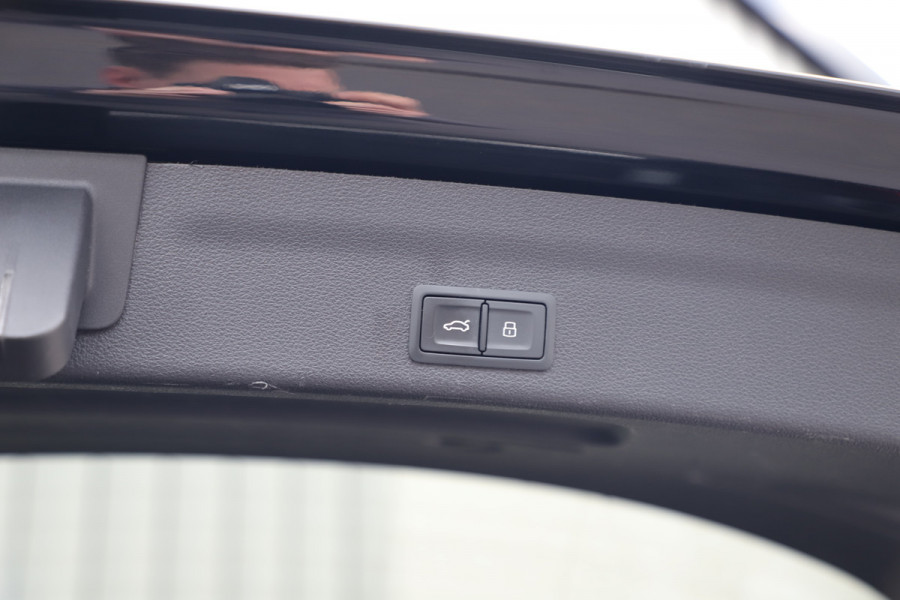 Audi A6 Avant 45 TDI quattro S-line Aut8 | 231PK | Luchtvering | Pano | Keyles-go | Sfeerverlichting | Bang&olufsen | Virtual-cockpit |