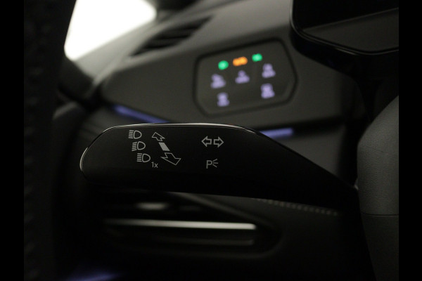 Volkswagen ID.3 Pro Business | Achterlichten LED, luxe uitgevoerd incl. dynamische knipperlichten | Airconditioning automatisch, 2-zone (Climatronic) | Buitenspiegels elektrisch instel-, verwarm- en inklapbaar