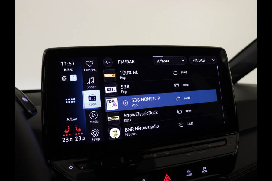 Volkswagen ID.3 Pro Business | Achterlichten LED, luxe uitgevoerd incl. dynamische knipperlichten | Airconditioning automatisch, 2-zone (Climatronic) | Buitenspiegels elektrisch instel-, verwarm- en inklapbaar