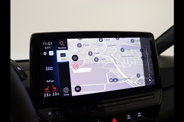 Volkswagen ID.3 Pro Business | Achterlichten LED, luxe uitgevoerd incl. dynamische knipperlichten | Airconditioning automatisch, 2-zone (Climatronic) | Buitenspiegels elektrisch instel-, verwarm- en inklapbaar