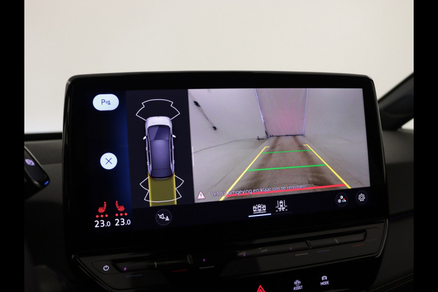 Volkswagen ID.3 Pro Business | Achterlichten LED, luxe uitgevoerd incl. dynamische knipperlichten | Airconditioning automatisch, 2-zone (Climatronic) | Buitenspiegels elektrisch instel-, verwarm- en inklapbaar