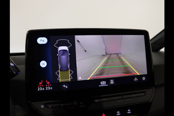 Volkswagen ID.3 Pro Business | Achterlichten LED, luxe uitgevoerd incl. dynamische knipperlichten | Airconditioning automatisch, 2-zone (Climatronic) | Buitenspiegels elektrisch instel-, verwarm- en inklapbaar