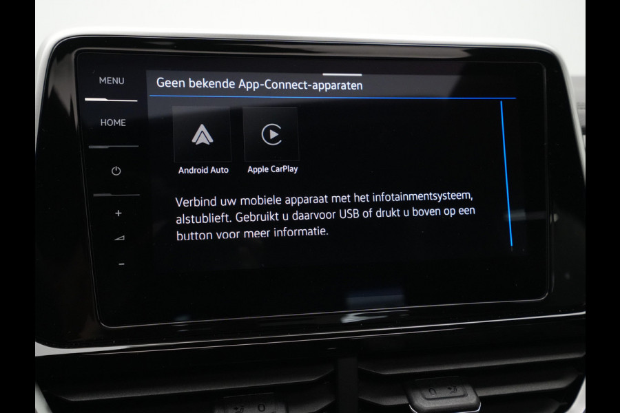 Volkswagen T-Roc R-Line Edition | 'App-Connect' draadloze smartphone integratie | Airconditioning automatisch, 2-zone (Climatronic) | Automatische afstandsregeling (Adaptive Cruise Control)