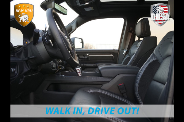 Dodge Ram | RHO | 3.0L Twin-Turbo I6 | 4x4 | Crew Cab TWIN-TURBO HIGH OUTPUT | Panoramadak | 14,4-inch Touchscreen | Passenger Display | Getoonde accessoires zijn verkrijgbaar tegen meerprijs
