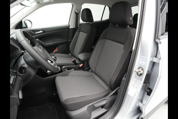 Volkswagen T-Cross Life Edition | 'App-Connect' draadloze smartphone integratie | Achterlichten LED | Afstandscontrolesysteem (Front Assist)