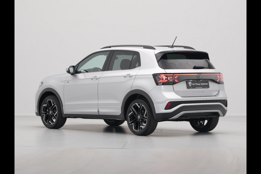 Volkswagen T-Cross R-Line Edition | 'App-Connect' draadloze smartphone integratie | Achterlichten LED | Afstandscontrolesysteem (Front Assist)