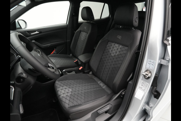Volkswagen T-Cross R-Line Edition | 'App-Connect' draadloze smartphone integratie | Achterlichten LED | Afstandscontrolesysteem (Front Assist)