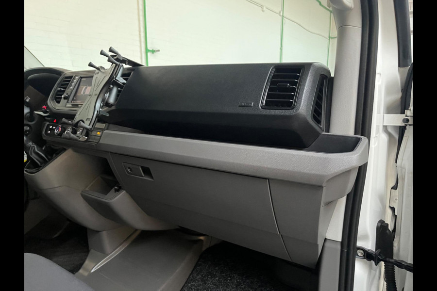 Volkswagen Crafter Servicewagen 35 2.0 TDI 140pk euro6 L3H3 Victron v230 BOTT Kasten Standkachel Trekhaak 3000KG RIJKLAARPRIJS