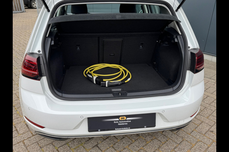 Volkswagen e-Golf * E-DITION * Warmtepomp * Clima *