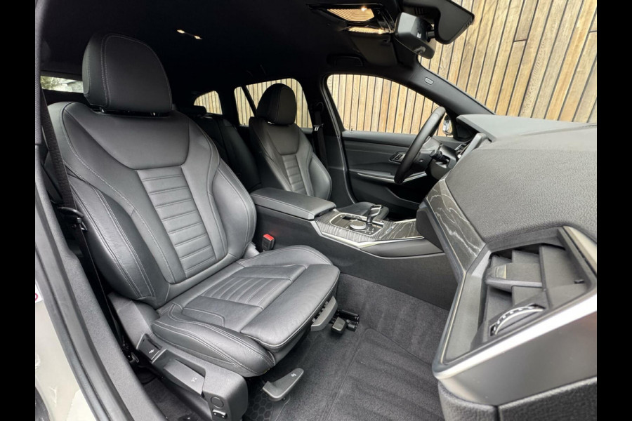 BMW 3 Serie Touring 330e Automaat | Leer | Adaptieve cruise control | DAB radio | Getint glas | LED verlichting | Stoelverwarming | Audio in