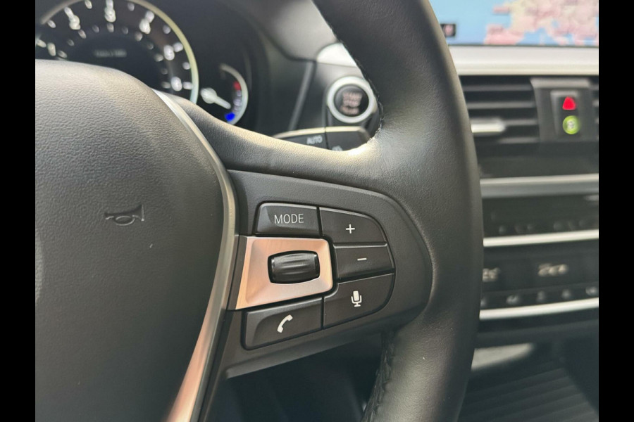 BMW X3 xDrive20i High Executive | Leer | Sportstoelen | DAB | Cruise control | LED verlichting | Stoelverwarming | Elektrisch bedienbar