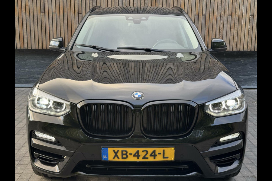 BMW X3 xDrive20i High Executive | Leer | Sportstoelen | DAB | Cruise control | LED verlichting | Stoelverwarming | Elektrisch bedienbar
