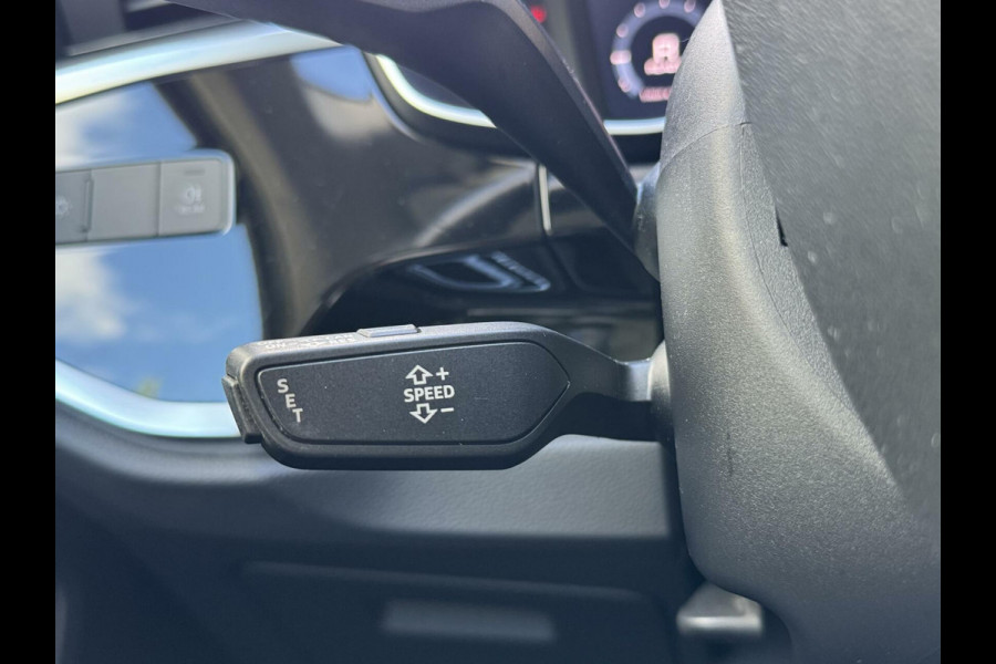 Audi Q3 35 TFSI Pro Line Automaat 150pk | Climate control | Cruise control | Apple CarPlay | Trekhaak uitklapbaar | Sportstoelen | LED v