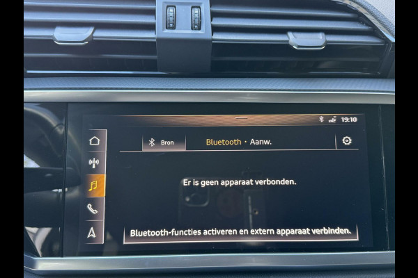 Audi Q3 35 TFSI Pro Line Automaat 150pk | Climate control | Cruise control | Apple CarPlay | Trekhaak uitklapbaar | Sportstoelen | LED v