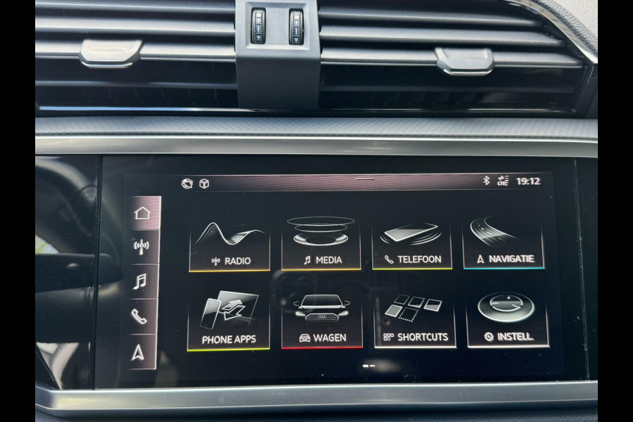 Audi Q3 35 TFSI Pro Line Automaat 150pk | Climate control | Cruise control | Apple CarPlay | Trekhaak uitklapbaar | Sportstoelen | LED v