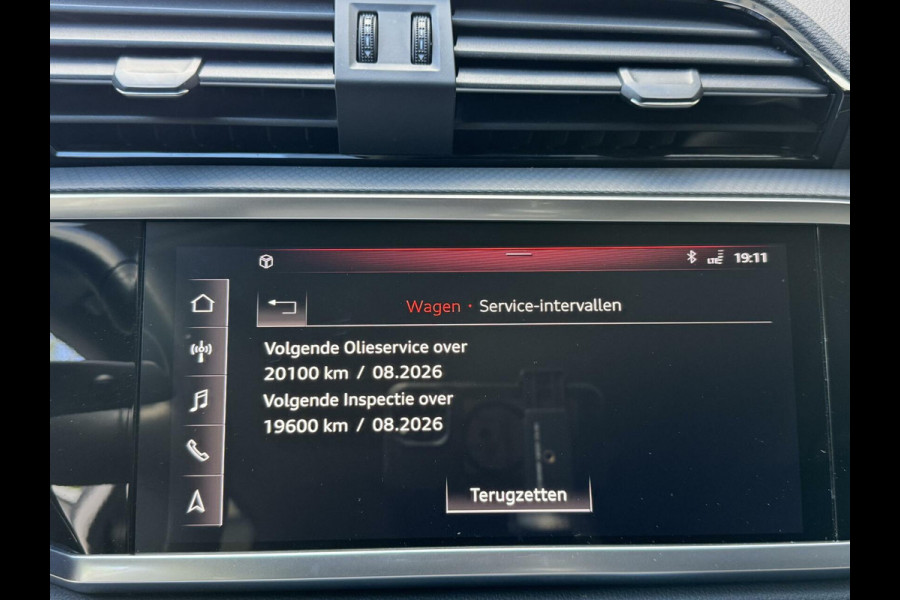 Audi Q3 35 TFSI Pro Line Automaat 150pk | Climate control | Cruise control | Apple CarPlay | Trekhaak uitklapbaar | Sportstoelen | LED v