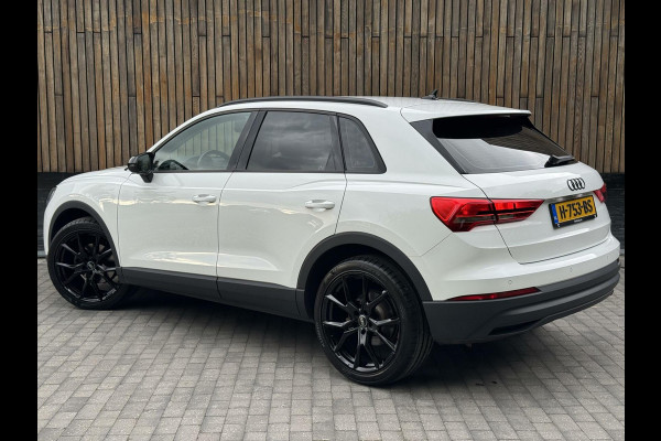 Audi Q3 35 TFSI Pro Line Automaat 150pk | Climate control | Cruise control | Apple CarPlay | Trekhaak uitklapbaar | Sportstoelen | LED v