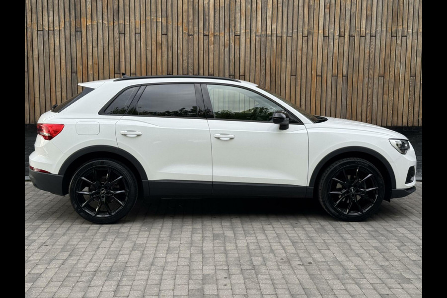 Audi Q3 35 TFSI Pro Line Automaat 150pk | Climate control | Cruise control | Apple CarPlay | Trekhaak uitklapbaar | Sportstoelen | LED v