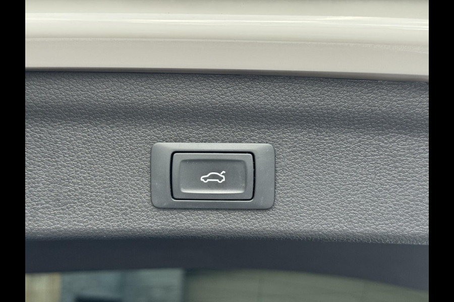 Audi Q3 35 TFSI Pro Line Automaat 150pk | Climate control | Cruise control | Apple CarPlay | Trekhaak uitklapbaar | Sportstoelen | LED v