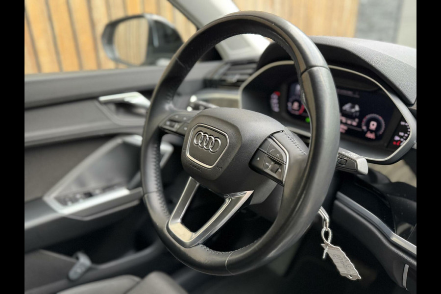 Audi Q3 35 TFSI Pro Line Automaat 150pk | Climate control | Cruise control | Apple CarPlay | Trekhaak uitklapbaar | Sportstoelen | LED v
