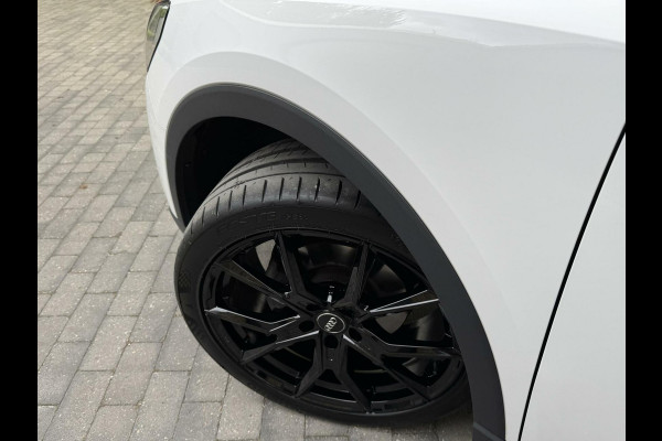 Audi Q3 35 TFSI Pro Line Automaat 150pk | Climate control | Cruise control | Apple CarPlay | Trekhaak uitklapbaar | Sportstoelen | LED v